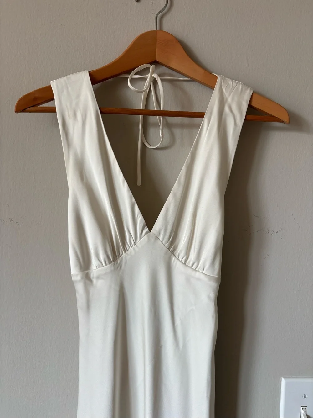 NWT A&F Plunge Cowl Back Ivory Maxi Dress - Size XXSP